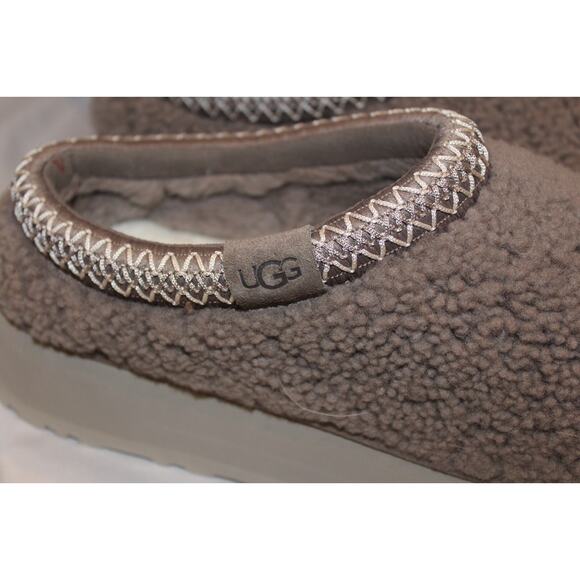 UGG WOMEN'S TAZZ CURLY SHEARLING SLIPPERS GRAY NIB - Picture 4 of 6